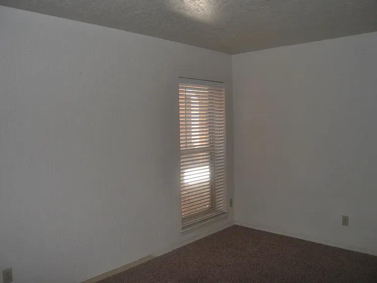 4433 Stanton St #1 — Photo 4