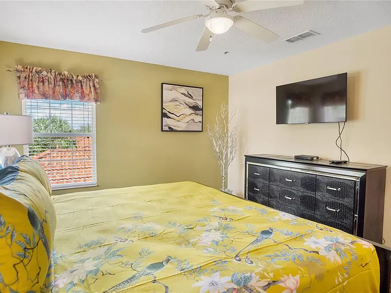 134 Sevilla Ave — Photo 32