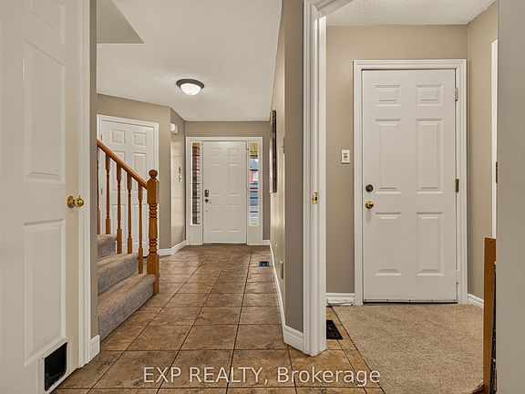 5th image of 72 Etherington Cres