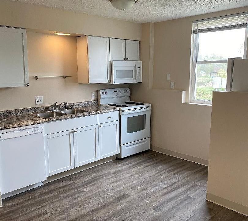 1st image of 410 Melody Ln #3