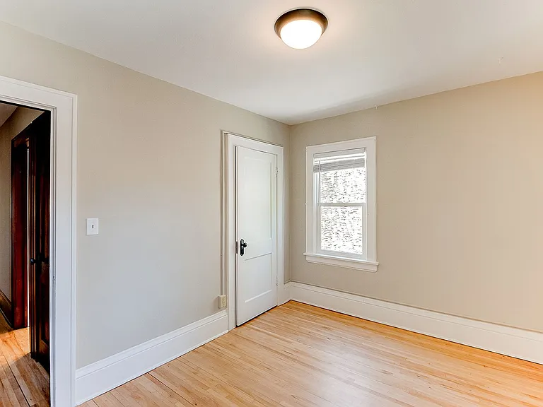 663 Lincoln Ave — Photo 17