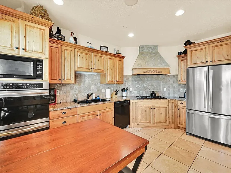 5176 E Fairview Loop #1 — Photo 2