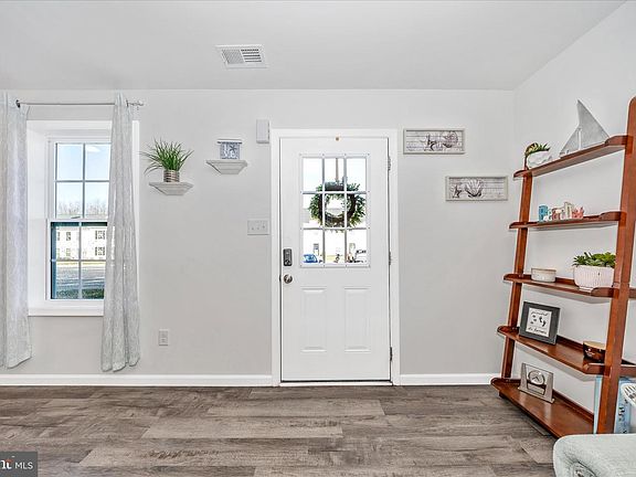 2nd image of 220 White Violet Way