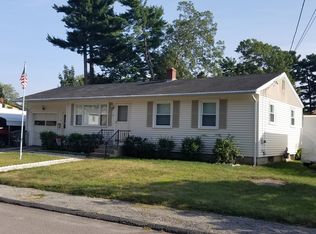 8 Vera Rd, Coventry, RI 02816
