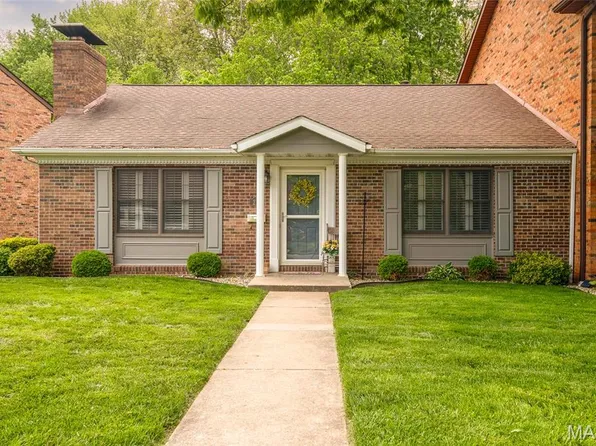 217 Windridge Dr, Collinsville, IL 62234