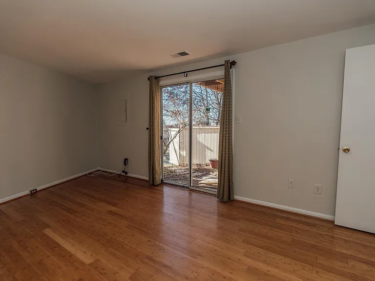 1664 Whisperhill Dr — Photo 18