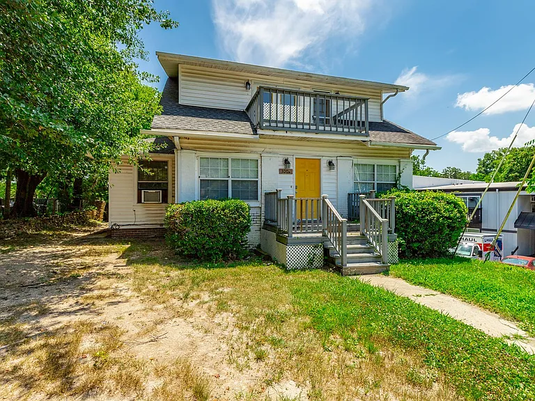 300 Dunlap Ave — Photo 12