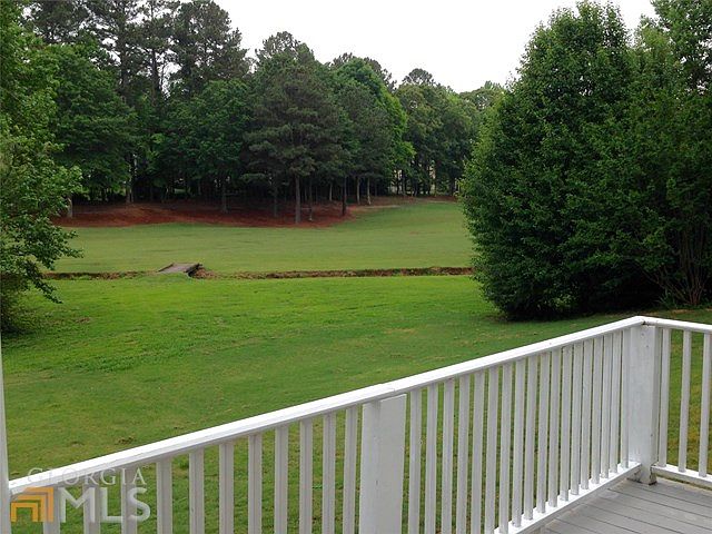 1st image of 300 White Oak Dr