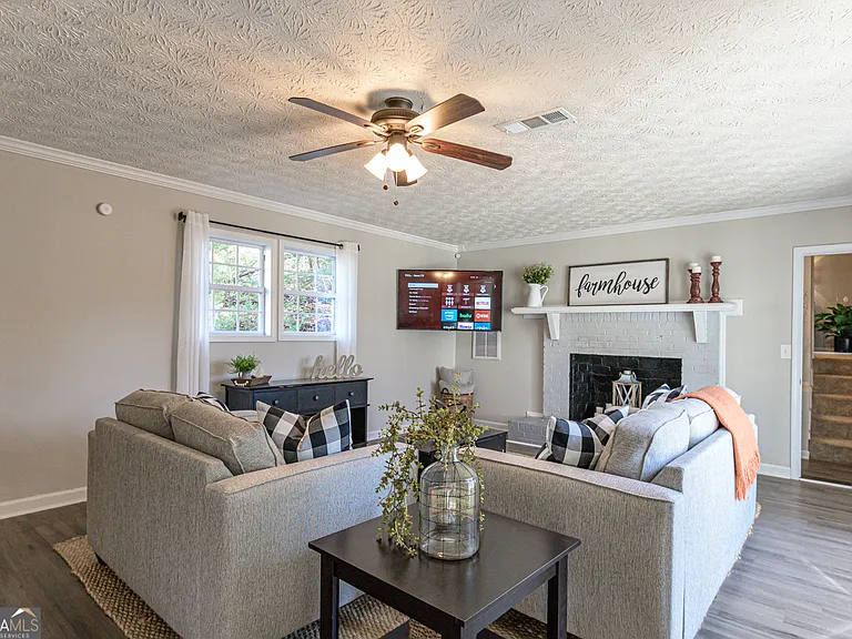196 Etowah Dr — Photo 13