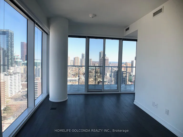 3 Gloucester St #2302 — Photo 2