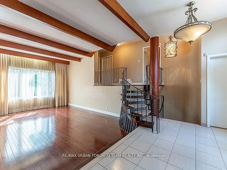 35 Brumwell St — Photo 19