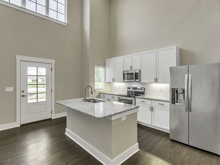 8 Tolar Rd — Photo 8