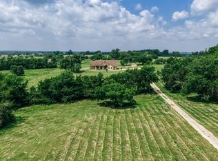 1813 Cemetery Rd, Bellville, TX 77418