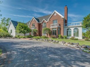 4018 Henneberry Rd, Manlius, NY 13104