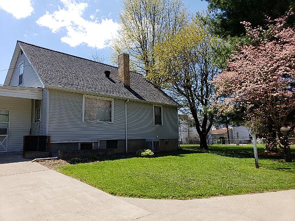 3rd image of 103 Higgins St