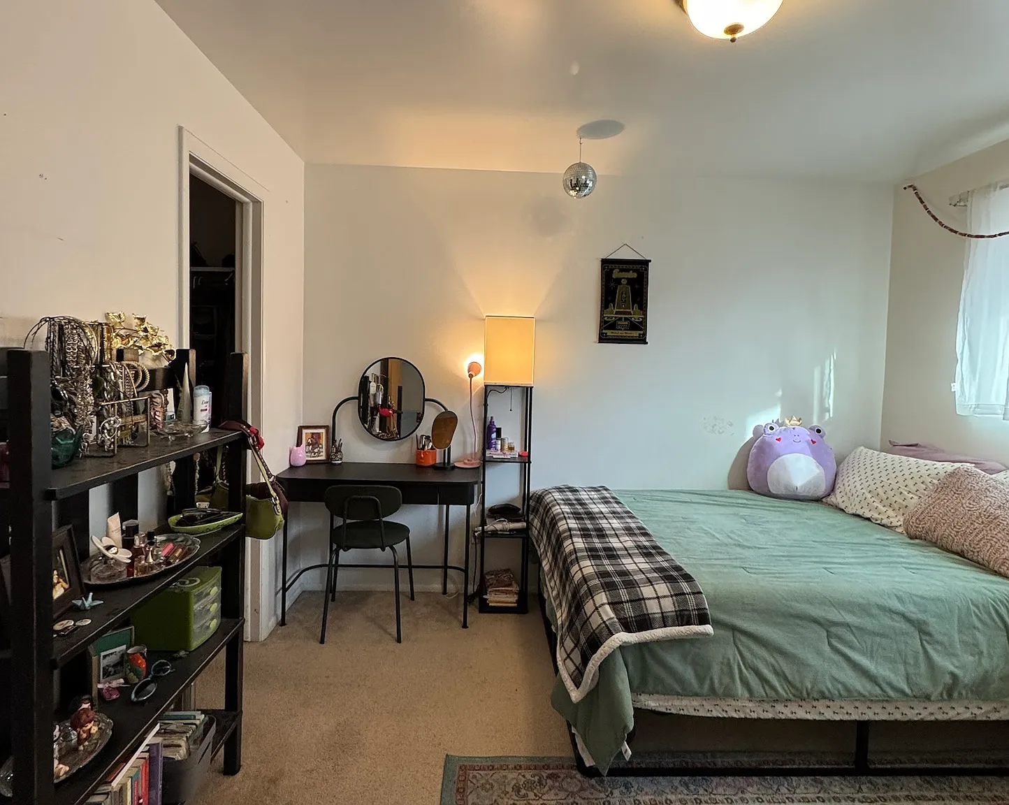1 bed, 1000 sqft, $800 — Photo 1