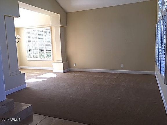 4th image of 1819 E Lakecrest Dr
