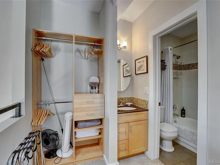 2193 Arapahoe St #11 — Photo 28