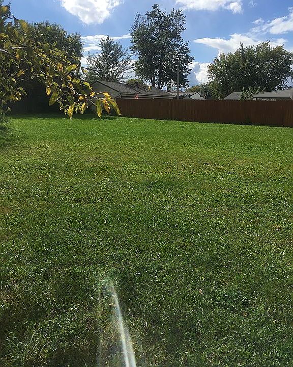 1st image of 4686 W 130th St
