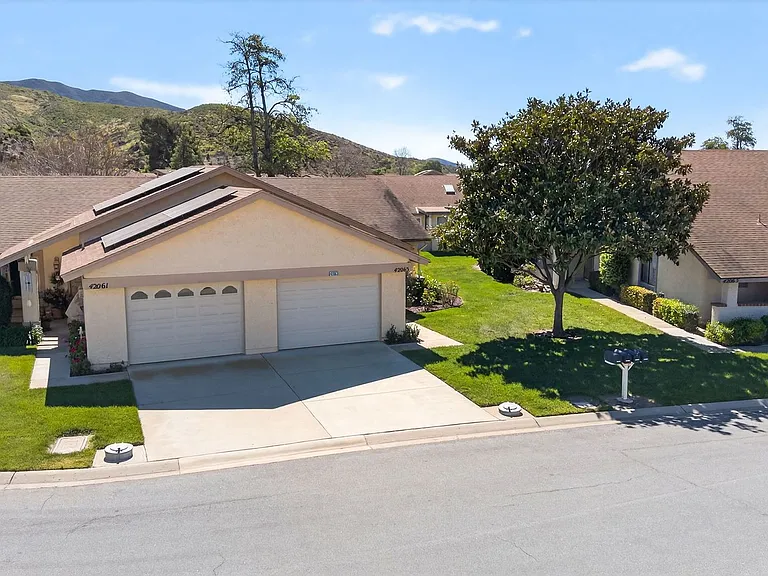 42063 Village 42 — Photo 25