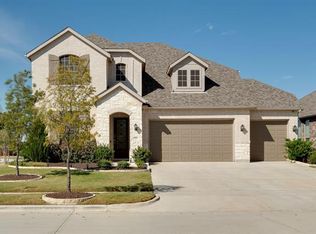 2601 Stallion Trl, Aubrey, TX 76227