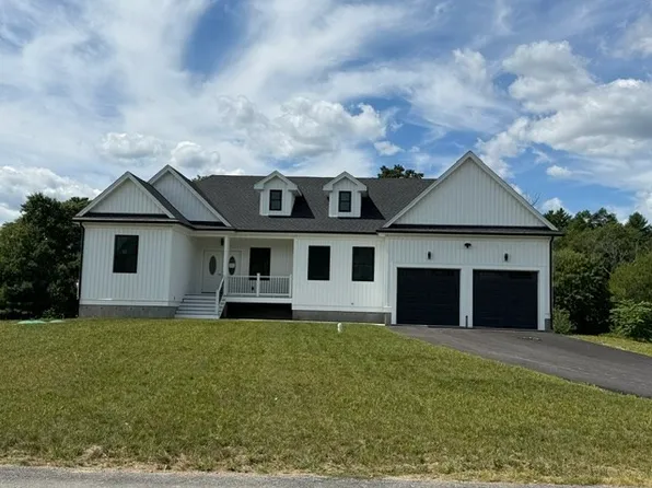 2 Clubhouse Way, Rehoboth, MA 02769