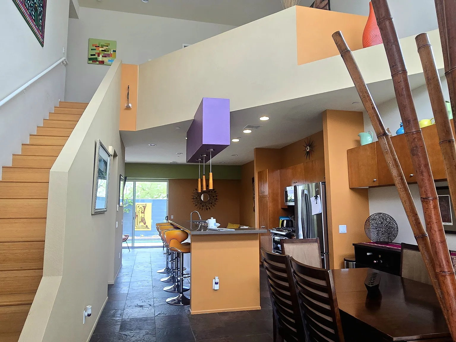 2 bed, 2.5 bath, 1387 sqft, $3,500 — Photo 2