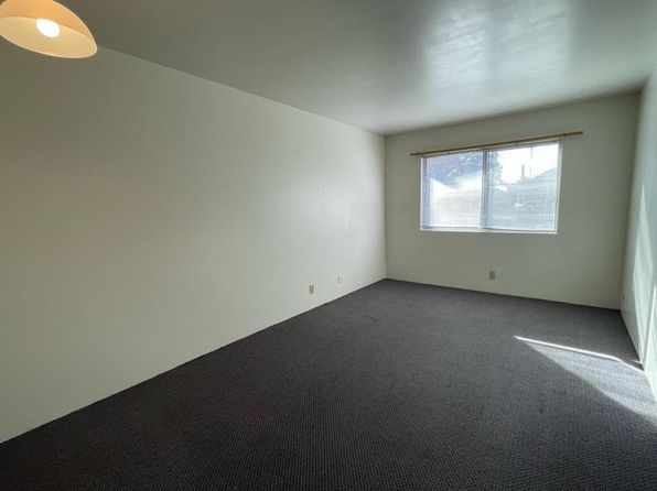 1212 D St APT 10