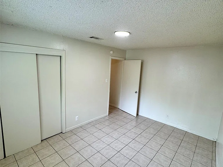 1626 Royal Hill Dr #B — Photo 7