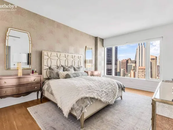 252 East 57th Street image 7 of 18