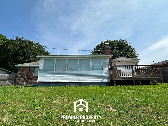 5101 Rolling Fields Dr — Photo 23