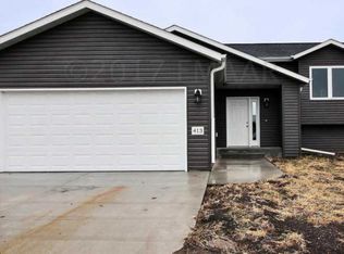 413 13th Ave NW, West Fargo, ND 58078