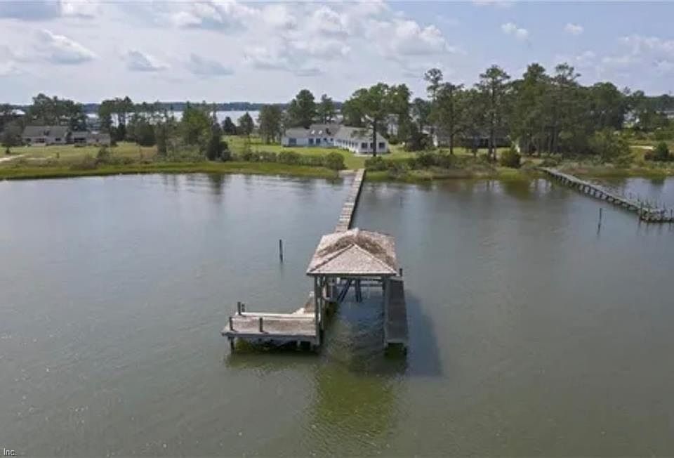 2nd image of 9093 Stump Point Rd