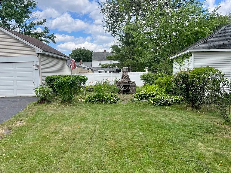 118 Cambridge St — Photo 20