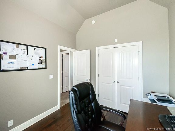 5th image of 20273 E 33rd Pl S