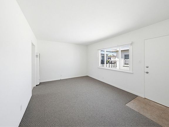 5th image of 69 Glendora Ave #4