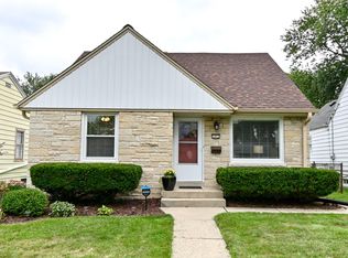 3462 N 88th St, Milwaukee, WI 53222