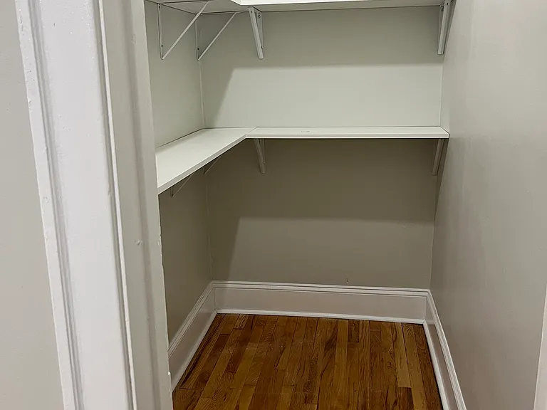 4056 N Marmora Ave #1 — Photo 6