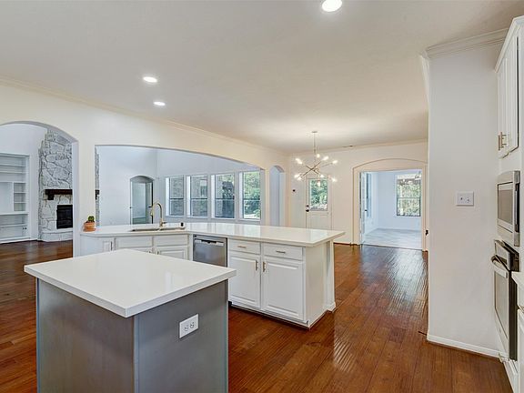 3rd image of 24835 Waterstone Estates Cir W