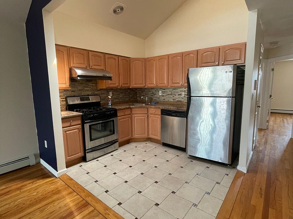 1st image of 6578 Terrace Ct