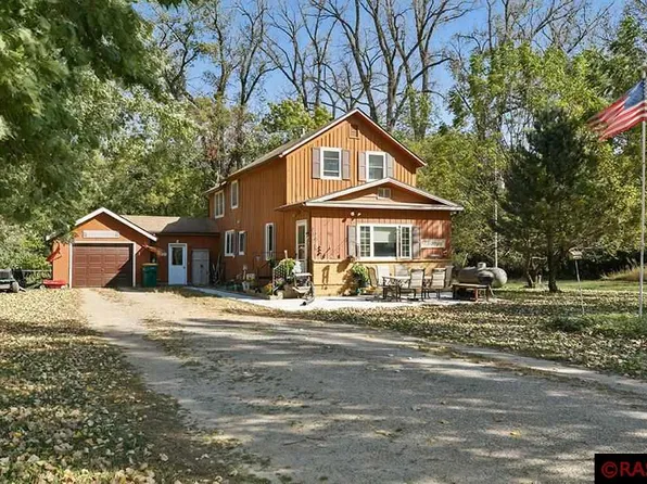 142 Jay St, Le Sueur, MN 56058