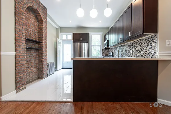 Rented by Brick&Mortar | media 11