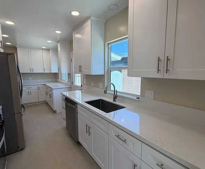 150 N Forestdale Ave — Photo 11