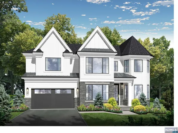 2 Wedgehill Ln, Montvale, NJ 07645