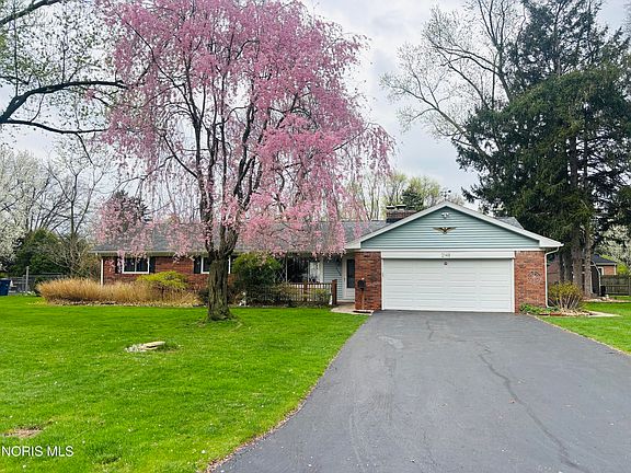 3rd image of 2148 Heatherwood Dr