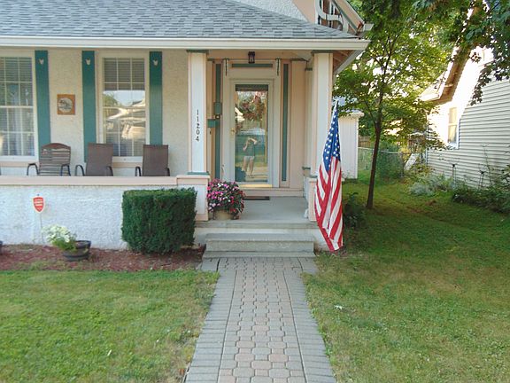 Brickway from sidewalk