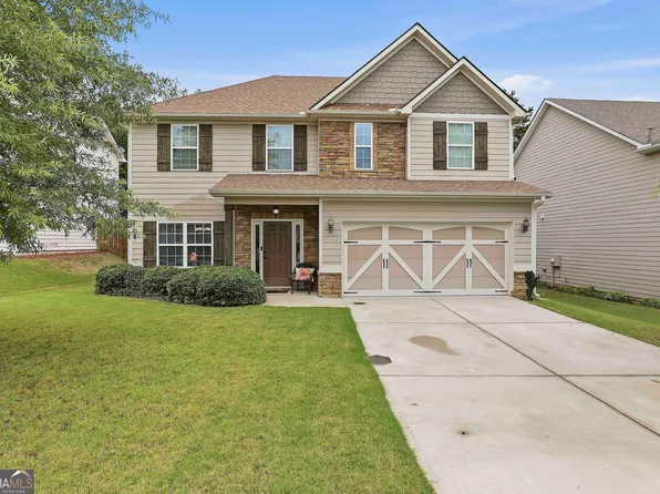 313 Briandwood Dr, Newnan, GA 30265