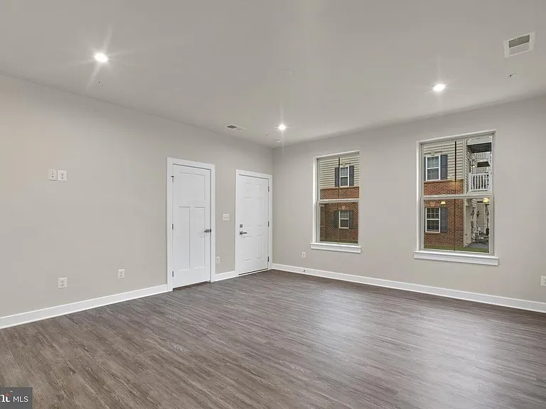 24715 Monk Meadows Ter — Photo 5