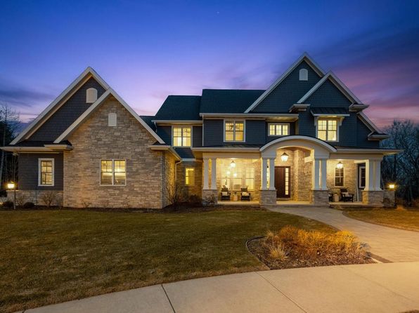 6916 North PALLADIUM COURT, Appleton, WI 54913