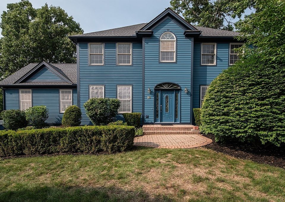 1st image of 23 Summerfield Rd